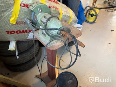 Building materials & machinery. Large lot