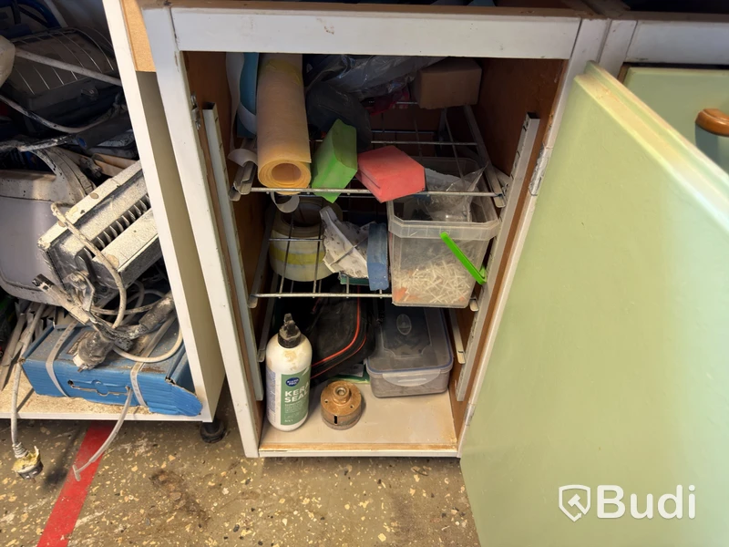 Building materials & machinery. Large lot