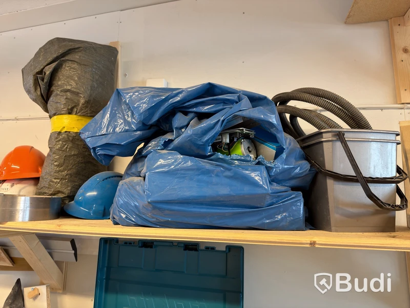 Building materials & machinery. Large lot