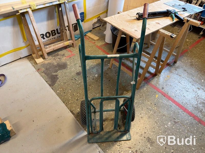 Building materials & machinery. Large lot