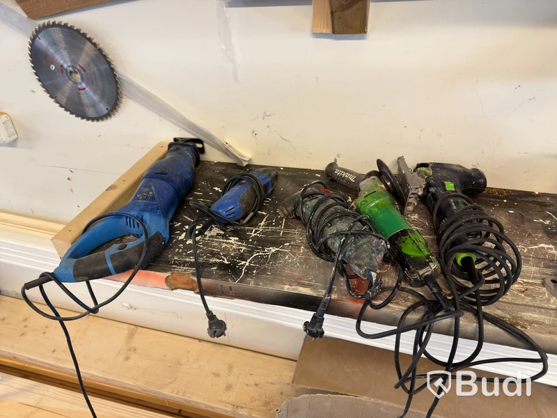 Building materials & machinery. Large lot