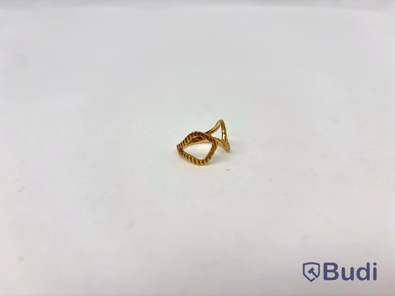 2 st. Armband samt 1 st. ring från Hilke Collection