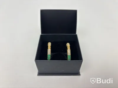 Set med halsband, armband och örhängen, Hilke Collection