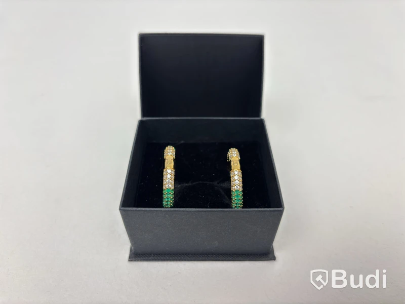 Set med halsband, armband och örhängen, Hilke Collection