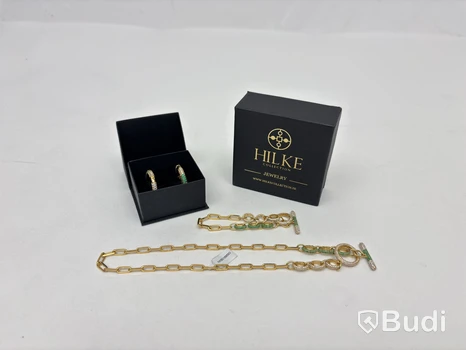 Set med halsband, armband och örhängen, Hilke Collection