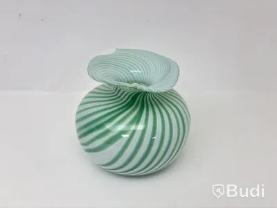 Hilke Collection x Skruf vase, green/white, glass