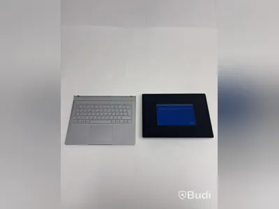 Bärbar dator/2in1 Microsoft Surface Book 2