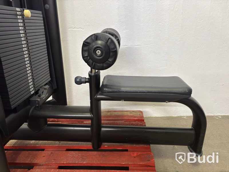 Latsdragsmaskin Technogym Lat Machine, viktmagasin