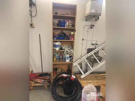 Workshop items, mixed lot of tools, consumables and bicycle accessories,