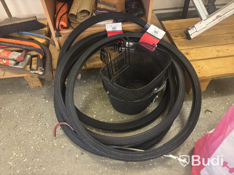 Workshop items, mixed lot of tools, consumables and bicycle accessories,