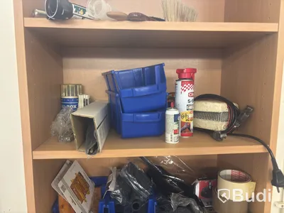Workshop items, mixed lot of tools, consumables and bicycle accessories,