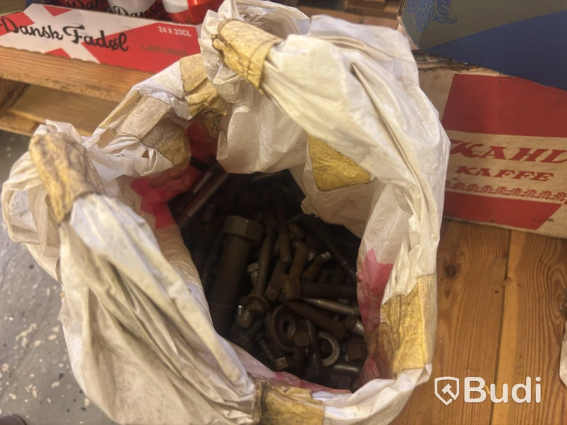 Car parts, mixed lot
