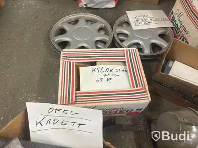 Car parts, mixed lot