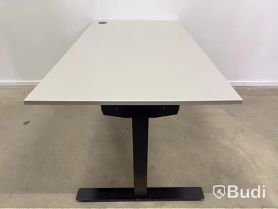Height-adjustable desk incl. Lanab Group OLS 780 Eco office chair