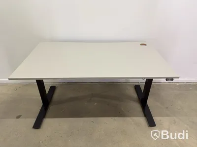 Height-adjustable desk incl. Lanab Group OLS 780 Eco office chair