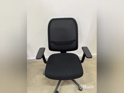 Height-adjustable desk incl. Lanab Group OLS 780 Eco office chair