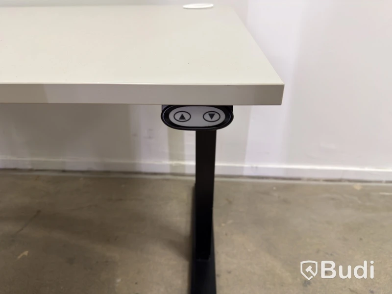 Height-adjustable desk incl. Lanab Group OLS 780 Eco office chair