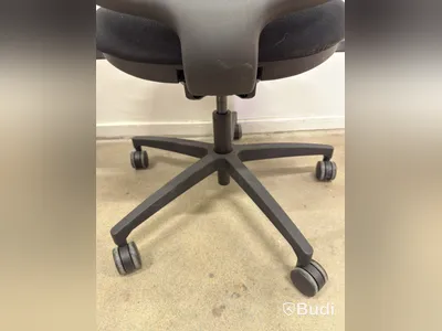 Height-adjustable desk incl. Lanab Group OLS 780 Eco office chair