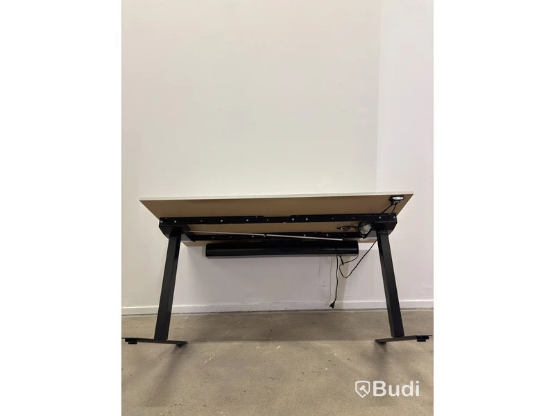 Height-adjustable desk incl. Lanab Group OLS 780 Eco office chair