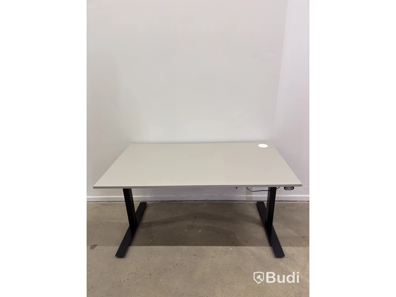 Height-adjustable desk incl. Lanab Group OLS 780 Eco office chair