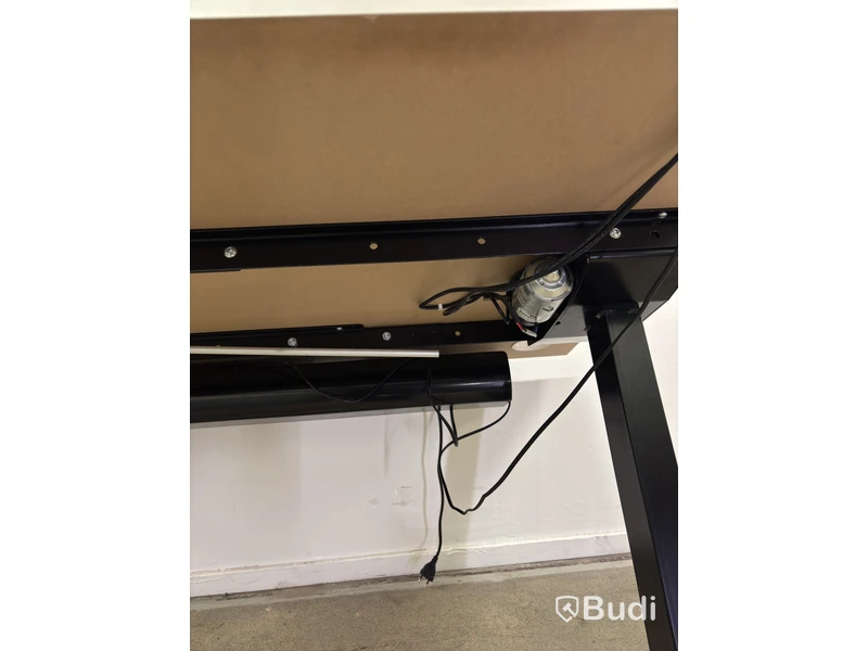 Height-adjustable desk incl. Lanab Group OLS 780 Eco office chair