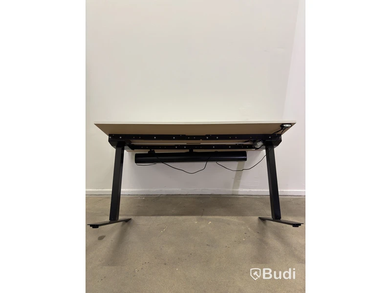 Height-adjustable desk incl. Lanab Group OLS 780 Eco office chair