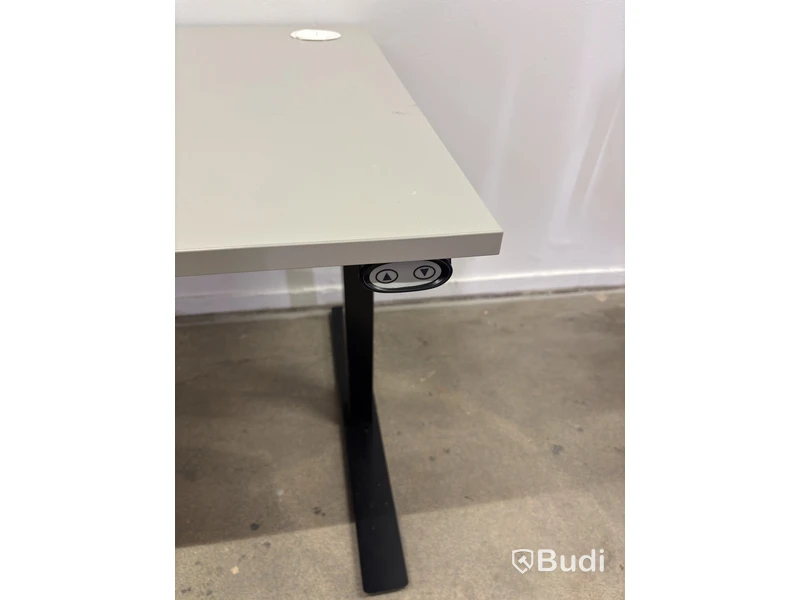 Height-adjustable desk incl. Lanab Group OLS 780 Eco office chair
