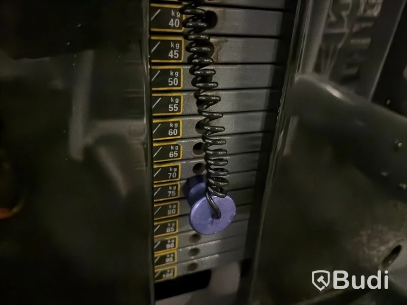 Bröstpress Technogym, viktmagasin 100 kg