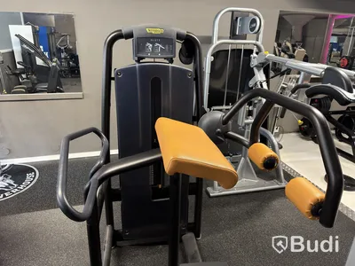 Styrkemaskiner Technogym, 3 st