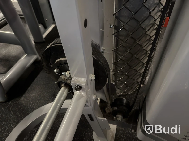 Sittande benpress Precor, viktmagasin 150 kg