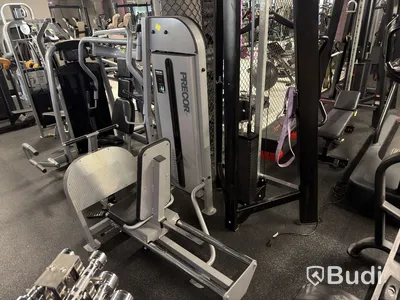 Sittande benpress Precor, viktmagasin 150 kg