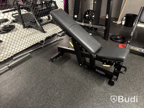 Träningsbänk Technogym, justerbar