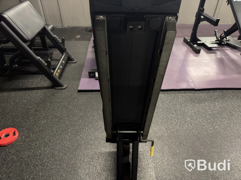 Träningsbänk Technogym, justerbar