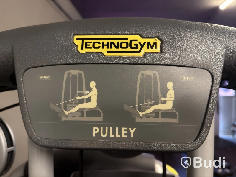 Sittande roddmaskin Technogym Pulley