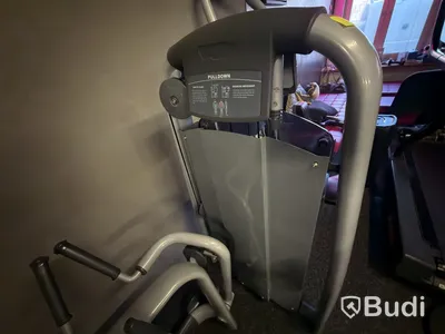 Latsdragsmaskin Technogym Pulldown