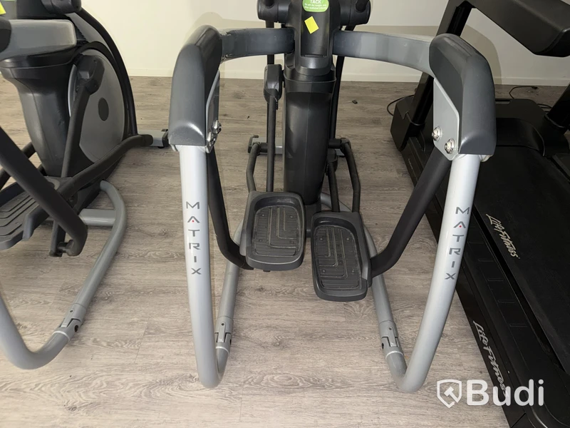 Crosstrainer Matrix Suspension Elliptical, 2012