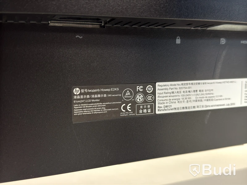 2 HP E243i monitors, 24 inches
