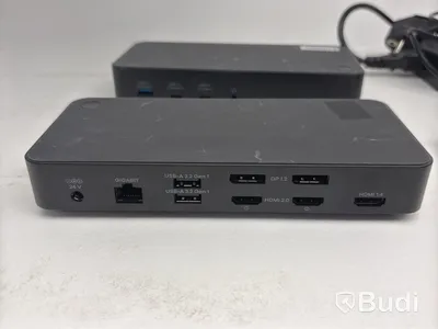 3 ProXtend docking stations with HDMI and DisplayPort