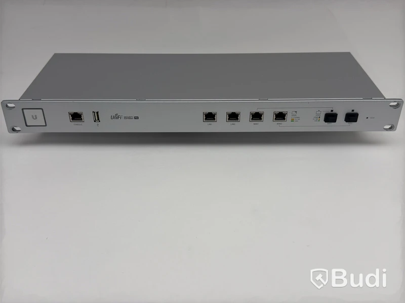 Gateway Ubiquiti USG-PRO-4