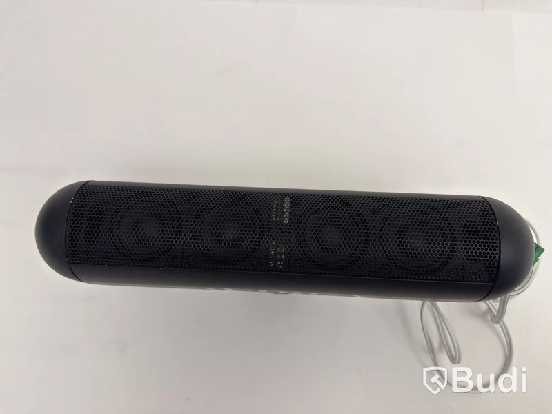 Lot of assorted audio equipment, various brands