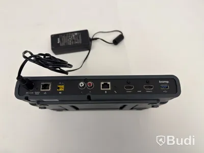 Lot of assorted audio equipment, various brands
