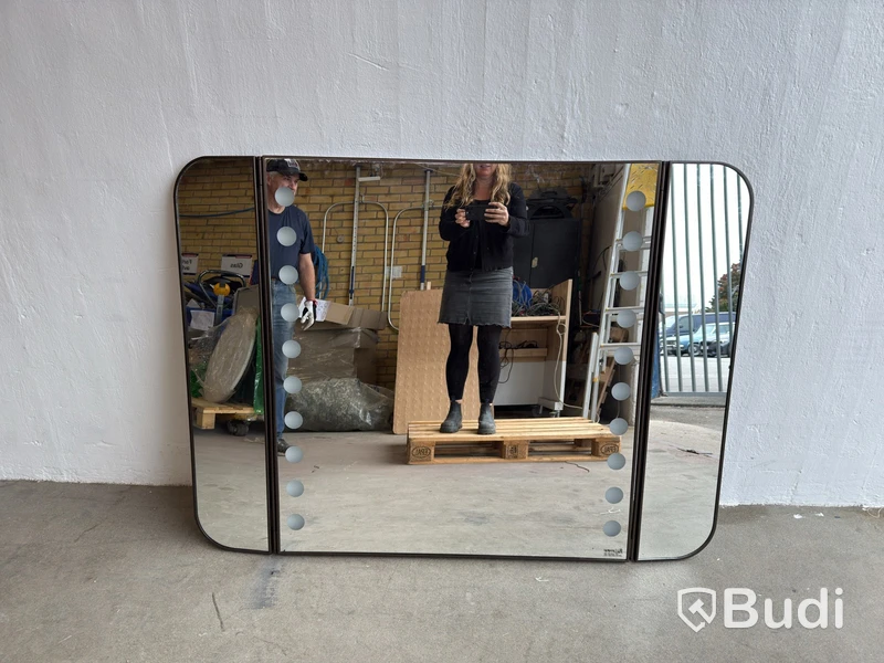Mirror