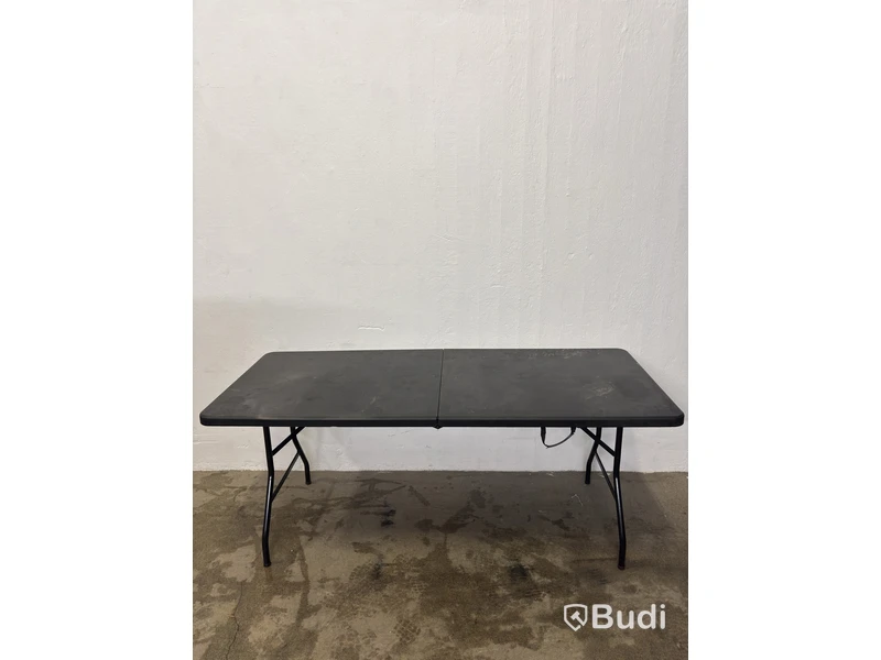 Drop-leaf table incl. 9 jugs