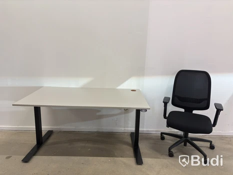 Höj- och sänkbart skrivbord inkl. kontorsstol Lanab Group OLS 780 Eco