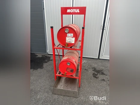 Fatställ Motul, två fat och uppsamlingskärl
