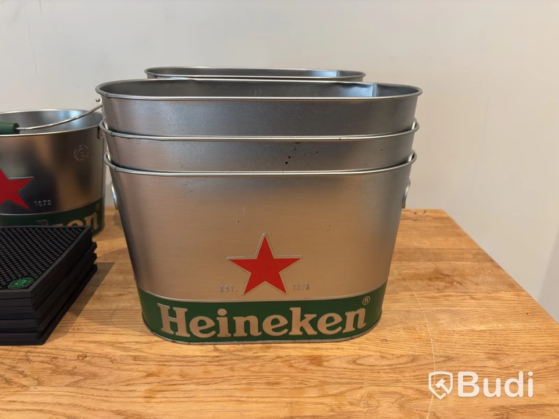 Parti med diverse Heineken.