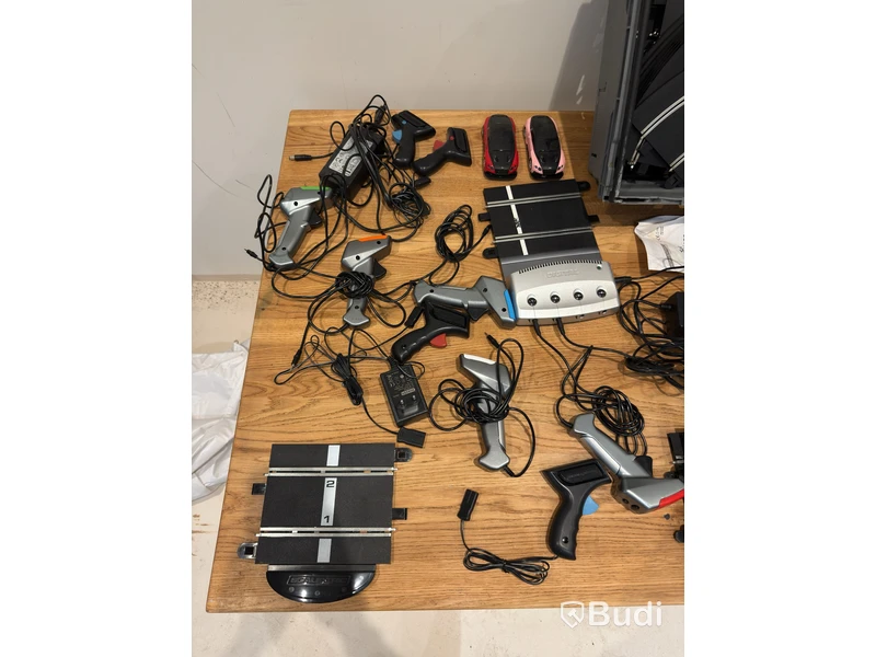 Bilbana Scalextric, digital styrning och bandelar