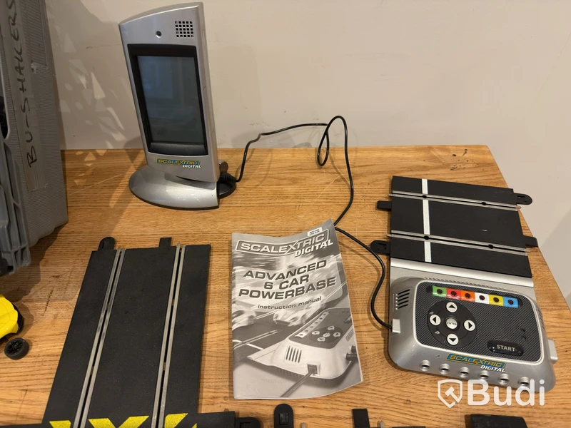 Bilbana Scalextric, digital styrning och bandelar