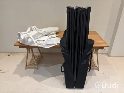 Party tent