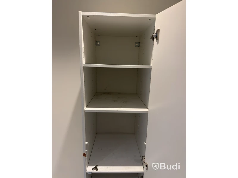2 Cabinets